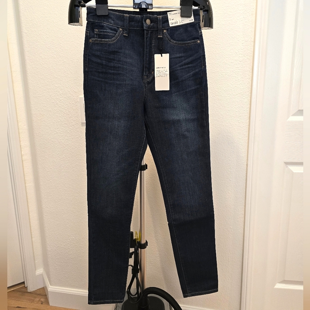 Uniqlo Ultra Stretch High Rise Ankle Jeans